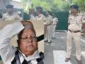 CBI raids Lalu Yadav's house in 'land for railway job scam' - Hindi News | CBI raids Lalu Yadav's house in 'land for railway job scam' | Latest national News at Lokmattimes.com