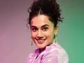 Taapsee Pannu loses her cool at paparazzi on being asked about Raju Srivastava - Hindi News | Taapsee Pannu loses her cool at paparazzi on being asked about Raju Srivastava | Latest entertainment News at Lokmattimes.com