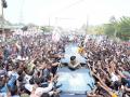 Global Star Ram Charan Receives Heartfelt Welcome from Fans on Campaign For Pawan Kalyan In Pithapuram - Hindi News | Global Star Ram Charan Receives Heartfelt Welcome from Fans on Campaign For Pawan Kalyan In Pithapuram | Latest entertainment News at Lokmattimes.com
