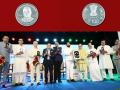 Commemorative Coin Of Rs 100 Released In Memory Of Lokmat Founder Jawaharlal Darda In Presence Of CM Shinde, DCM Fadnavis - Hindi News | Commemorative Coin Of Rs 100 Released In Memory Of Lokmat Founder Jawaharlal Darda In Presence Of CM Shinde, DCM Fadnavis | Latest maharashtra News at Lokmattimes.com