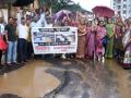 Nashik Potholes: Residents Protest Over Poor Road Conditions, Demand Urgent Repairs - Hindi News | Nashik Potholes: Residents Protest Over Poor Road Conditions, Demand Urgent Repairs | Latest nashik News at Lokmattimes.com