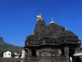 Nashik: No VIP Darshan at Trimbakeshwar Temple Until January 5, 2025, Due to High Devotee Influx - Hindi News | Nashik: No VIP Darshan at Trimbakeshwar Temple Until January 5, 2025, Due to High Devotee Influx | Latest nashik News at Lokmattimes.com