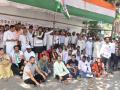 Nashik: Congress Stages Protest at NMC Over Farmer Compensation, Water Supply and Other Key Issues - Hindi News | Nashik: Congress Stages Protest at NMC Over Farmer Compensation, Water Supply and Other Key Issues | Latest nashik News at Lokmattimes.com