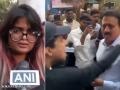 Mumbai BJP Protest Rally: Complaint Filed Against Worli Woman for Confronting Minister Girish Mahajan on Road Block - Hindi News | Mumbai BJP Protest Rally: Complaint Filed Against Worli Woman for Confronting Minister Girish Mahajan on Road Block | Latest mumbai News at Lokmattimes.com