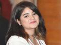 'Purely my choice': Zaira Wasim comes out in support of woman eating in a niqab - Hindi News | 'Purely my choice': Zaira Wasim comes out in support of woman eating in a niqab | Latest entertainment News at Lokmattimes.com