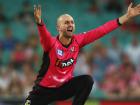 Nathan Lyon signs three-year deal with Melbourne Renegades for Big Bash League