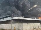 Hardoi Factory Fire: Massive Blaze Erupts at Disposable Plates Manufacturing Company in Kotwali Dehat (Watch Video)