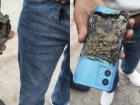 Mobile Blast: Viral Video Shows Motorola Phone Explodes in Man's Pocket Burnt Jeans