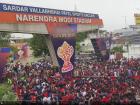IPL 2025 Final: RCB Fans Flood Narendra Modi Stadium in Ahmedabad Ahead of Title Clash with PBKS (Watch Video)