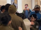 Rohit Sharma Stunned as Woman Breaches Security, Grabs His Hand at Team Hotel in Indore Amid IND vs NZ Series (VIDEO)