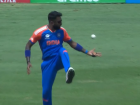 Hardik Pandya Takes Juggling Catch To Send Back Marcus Stoinis in IND vs AUS T20 World Cup 2024 Super 8s Clash (Watch Video)