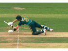 Tristan Stubbs Escapes Hit-Wicket as Bat Flies Out of His Hands in ENG vs SA 2nd ODI 2025 (VIDEO)