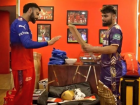 IPL 2024: Virat Kohli Gifts His Bat to Rinku Singh After RCB vs KKR Match (Watch Video)