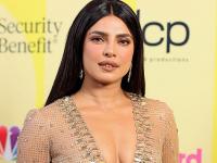 Priyanka Chopra to celebrate her first Holi with daughter in LA - News | Priyanka Chopra to celebrate her first Holi with daughter in LA | Latest entertainment News at Lokmattimes.com