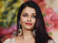 Aishwarya Rai's Bachchan's Luxury Car Gets Hit by BEST Bus In Mumbai; Fans Express Concern for Actress's Safety (Watch Video) - News | Aishwarya Rai's Bachchan's Luxury Car Gets Hit by BEST Bus In Mumbai; Fans Express Concern for Actress's Safety (Watch Video) | Latest mumbai News at Lokmattimes.com