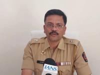 Fake Cement Racket Busted in Amravati: 1,400 Bags of Expired and Poor Quality Stock Repackaged in Name of Reputed Brand Recovered; Two Arrested - News | Fake Cement Racket Busted in Amravati: 1,400 Bags of Expired and Poor Quality Stock Repackaged in Name of Reputed Brand Recovered; Two Arrested | Latest maharashtra News at Lokmattimes.com