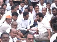 Nagpur: Bacchu Kadu Warns of Train Blockade in Afternoon as Farmer Protests Continue for 3rd Day - News | Nagpur: Bacchu Kadu Warns of Train Blockade in Afternoon as Farmer Protests Continue for 3rd Day | Latest nagpur News at Lokmattimes.com Nagpur: Bacchu Kadu Warns of Train Blockade in Afternoon as Farmer Protests Continue for 3rd Day - News | Nagpur: Bacchu Kadu Warns of Train Blockade in Afternoon as Farmer Protests Continue for 3rd Day | Latest nagpur News at Lokmattimes.com