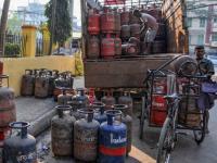 LPG Cylinder Price Cut: Commercial Cylinder Rates Reduced by Up to Rs 58 From July 1; No Change in Domestic Prices - News | LPG Cylinder Price Cut: Commercial Cylinder Rates Reduced by Up to Rs 58 From July 1; No Change in Domestic Prices | Latest national News at Lokmattimes.com LPG Cylinder Price Cut: Commercial Cylinder Rates Reduced by Up to Rs 58 From July 1; No Change in Domestic Prices - News | LPG Cylinder Price Cut: Commercial Cylinder Rates Reduced by Up to Rs 58 From July 1; No Change in Domestic Prices | Latest national News at Lokmattimes.com