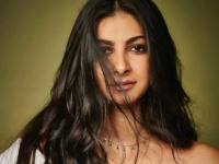 Crew 2: Rhea Kapoor Clears the Air on Rumours About Kareena Kapoor, Kriti Sanon, and Tabu’s Film - News | Crew 2: Rhea Kapoor Clears the Air on Rumours About Kareena Kapoor, Kriti Sanon, and Tabu’s Film | Latest entertainment News at Lokmattimes.com Crew 2: Rhea Kapoor Clears the Air on Rumours About Kareena Kapoor, Kriti Sanon, and Tabu’s Film - News | Crew 2: Rhea Kapoor Clears the Air on Rumours About Kareena Kapoor, Kriti Sanon, and Tabu’s Film | Latest entertainment News at Lokmattimes.com