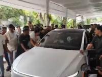 Eknath Shinde Takes First Ride in Tesla After Elon Musk’s Company Opens First Mumbai Showroom - News | Eknath Shinde Takes First Ride in Tesla After Elon Musk’s Company Opens First Mumbai Showroom | Latest maharashtra News at Lokmattimes.com Eknath Shinde Takes First Ride in Tesla After Elon Musk’s Company Opens First Mumbai Showroom - News | Eknath Shinde Takes First Ride in Tesla After Elon Musk’s Company Opens First Mumbai Showroom | Latest maharashtra News at Lokmattimes.com