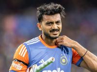 Axar Patel Ruled Out for Remainder of IND vs SA T20I Series; Shahbaz Ahmed Named Replacement - News | Axar Patel Ruled Out for Remainder of IND vs SA T20I Series; Shahbaz Ahmed Named Replacement | Latest cricket News at Lokmattimes.com