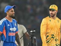 IND vs SA 4th T20I Toss Delayed Due to Fog at Ekana Stadium in Lucknow - News | IND vs SA 4th T20I Toss Delayed Due to Fog at Ekana Stadium in Lucknow | Latest cricket News at Lokmattimes.com