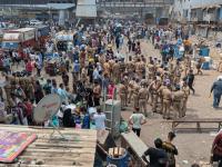 Bandra Demolition Drive: Western Railway Begins Dismantling Jhuggis In Mumbai's Garib Nagar Area Near Railway Tracks (Watch Videos) | Latest mumbai News at www.lokmattimes.com