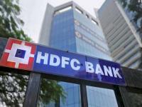 HDFC Bank Shares Fall 3% as Losing Streak Continues; ₹1.34 Lakh Crore Market Cap Wiped Out - News | HDFC Bank Shares Fall 3% as Losing Streak Continues; ₹1.34 Lakh Crore Market Cap Wiped Out | Latest business News at Lokmattimes.com