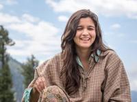 Priyanka Chopra Jonas, Alia Bhatt to Triptii Dimri: 8 Actresses Who Went De-Glam to Serve Best Portrayals - News | Priyanka Chopra Jonas, Alia Bhatt to Triptii Dimri: 8 Actresses Who Went De-Glam to Serve Best Portrayals | Latest entertainment Photos at Lokmattimes.com