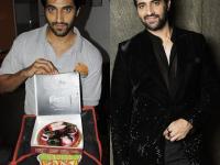 Akshay Oberoi Reflects on 10 Years of His Horror "Pizza" - News | Akshay Oberoi Reflects on 10 Years of His Horror "Pizza" | Latest entertainment News at Lokmattimes.com Akshay Oberoi Reflects on 10 Years of His Horror "Pizza" - News | Akshay Oberoi Reflects on 10 Years of His Horror "Pizza" | Latest entertainment News at Lokmattimes.com