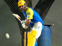 IPL 2026: MS Dhoni to Play CSK vs PBKS Match? Former Captain Spotted Batting in Nets Despite Calf Injury - News | IPL 2026: MS Dhoni to Play CSK vs PBKS Match? Former Captain Spotted Batting in Nets Despite Calf Injury | Latest cricket News at Lokmattimes.com