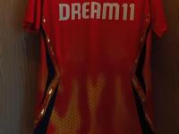 Mumbai: Security Manager Held for Allegedly Stealing 261 IPL Jerseys Worth Rs 6.52 Lakh from BCCI Merchandise Store at Wankhede Stadium - News | Mumbai: Security Manager Held for Allegedly Stealing 261 IPL Jerseys Worth Rs 6.52 Lakh from BCCI Merchandise Store at Wankhede Stadium | Latest mumbai News at Lokmattimes.com