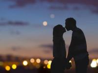 Happy Kiss Day 2026: From Boosting Immunity to Burning Calories, Why Kissing Is Good for Your Health - News | Happy Kiss Day 2026: From Boosting Immunity to Burning Calories, Why Kissing Is Good for Your Health | Latest health News at Lokmattimes.com
