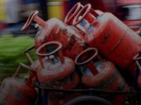 LPG Gas Cylinder Booking Only After 35 Days? Govt Issues Clarification - News | LPG Gas Cylinder Booking Only After 35 Days? Govt Issues Clarification | Latest national News at Lokmattimes.com