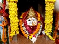 Maha Ashtami 2025: Significance of Durga Ashtami, Kanya Pujan Rituals and Auspicious Timings on the 8th Day of Navratri - News | Maha Ashtami 2025: Significance of Durga Ashtami, Kanya Pujan Rituals and Auspicious Timings on the 8th Day of Navratri | Latest lifestyle News at Lokmattimes.com