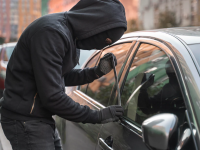 Mumbai Man Arrested for Stealing and Mortgaging Rented Cars To Fund Lavish Lifestyle - News | Mumbai Man Arrested for Stealing and Mortgaging Rented Cars To Fund Lavish Lifestyle | Latest mumbai News at Lokmattimes.com