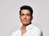 Sonu Sood’s Strong Message To Young Drivers: “The Lives Of Pedestrians Are In Your Hands” - News | Sonu Sood’s Strong Message To Young Drivers: “The Lives Of Pedestrians Are In Your Hands” | Latest entertainment News at Lokmattimes.com