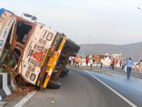 Mumbai-Pune Expressway Accident: Three Killed, Four Injured in Back-to-Back Mishaps Near Missing Link | Latest mumbai News at www.lokmattimes.com