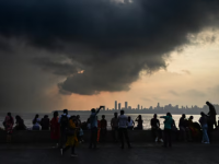 Mumbai Rain Update: Light Showers And Cloudy Skies Likely Today; Temperatures Around 34 Degrees Celsius - News | Mumbai Rain Update: Light Showers And Cloudy Skies Likely Today; Temperatures Around 34 Degrees Celsius | Latest mumbai News at Lokmattimes.com