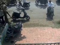 Ola Electric Scooter Fire: Father and Son Narrowly Escape Unhurt After Two-Wheeler Bursts Into Flames in Solapur (Watch Video) - News | Ola Electric Scooter Fire: Father and Son Narrowly Escape Unhurt After Two-Wheeler Bursts Into Flames in Solapur (Watch Video) | Latest maharashtra News at Lokmattimes.com
