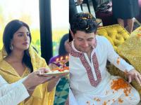 Priyanka Chopra-Nick Jonas perform Diwali puja at their Los Angeles home - News | Priyanka Chopra-Nick Jonas perform Diwali puja at their Los Angeles home | Latest entertainment News at Lokmattimes.com Priyanka Chopra-Nick Jonas perform Diwali puja at their Los Angeles home - News | Priyanka Chopra-Nick Jonas perform Diwali puja at their Los Angeles home | Latest entertainment News at Lokmattimes.com