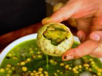 Jharkhand: 6-Year-Old Dies, Several Fall Ill After Eating Pani-Puri - News | Jharkhand: 6-Year-Old Dies, Several Fall Ill After Eating Pani-Puri | Latest national News at Lokmattimes.com