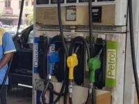 India Cuts Excise Duty on Petrol and Diesel by ₹10 Per Litre Amid Global Energy Crisis - News | India Cuts Excise Duty on Petrol and Diesel by ₹10 Per Litre Amid Global Energy Crisis | Latest national News at Lokmattimes.com