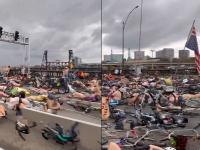 Portland Naked Protest: Why Hundreds of Nude Cyclists Blocked the Burnside Bridge? - News | Portland Naked Protest: Why Hundreds of Nude Cyclists Blocked the Burnside Bridge? | Latest international News at Lokmattimes.com Portland Naked Protest: Why Hundreds of Nude Cyclists Blocked the Burnside Bridge? - News | Portland Naked Protest: Why Hundreds of Nude Cyclists Blocked the Burnside Bridge? | Latest international News at Lokmattimes.com