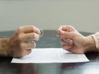 Pune: After Two Years of Separation, Couple Gets Divorce in Just 39 Days - News | Pune: After Two Years of Separation, Couple Gets Divorce in Just 39 Days | Latest pune News at Lokmattimes.com