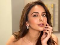 Rakul Preet Singh Reveals How R Madhavan Praised Her Acting Skills After the Highway Scene in De De Pyaar De 2 - News | Rakul Preet Singh Reveals How R Madhavan Praised Her Acting Skills After the Highway Scene in De De Pyaar De 2 | Latest entertainment News at Lokmattimes.com Rakul Preet Singh Reveals How R Madhavan Praised Her Acting Skills After the Highway Scene in De De Pyaar De 2 - News | Rakul Preet Singh Reveals How R Madhavan Praised Her Acting Skills After the Highway Scene in De De Pyaar De 2 | Latest entertainment News at Lokmattimes.com