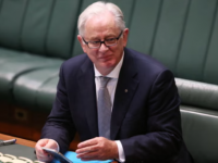 Ex-Australian Minister John Robb Collapses at PM Narendra Modi’s Mumbai Event - News | Ex-Australian Minister John Robb Collapses at PM Narendra Modi’s Mumbai Event | Latest mumbai News at Lokmattimes.com Ex-Australian Minister John Robb Collapses at PM Narendra Modi’s Mumbai Event - News | Ex-Australian Minister John Robb Collapses at PM Narendra Modi’s Mumbai Event | Latest mumbai News at Lokmattimes.com