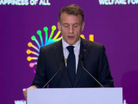 AI Impact Summit 2026: Mumbai Street Vendor Accepting Instant Phone Payments Is a Civilisation Story, Says Emmanuel Macron - News | AI Impact Summit 2026: Mumbai Street Vendor Accepting Instant Phone Payments Is a Civilisation Story, Says Emmanuel Macron | Latest mumbai News at Lokmattimes.com AI Impact Summit 2026: Mumbai Street Vendor Accepting Instant Phone Payments Is a Civilisation Story, Says Emmanuel Macron - News | AI Impact Summit 2026: Mumbai Street Vendor Accepting Instant Phone Payments Is a Civilisation Story, Says Emmanuel Macron | Latest mumbai News at Lokmattimes.com