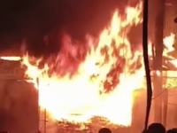 Ratnagiri Fire: Dapoli Blaze Destroys Shops; Audit Ordered Over Fire Brigade Lapses - News | Ratnagiri Fire: Dapoli Blaze Destroys Shops; Audit Ordered Over Fire Brigade Lapses | Latest maharashtra News at Lokmattimes.com