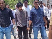 Amravati Sexual Assault Case: Court Sends 4 Accused to Police Custody Till April 27; Ayaan Ahmed Seen Limping - News | Amravati Sexual Assault Case: Court Sends 4 Accused to Police Custody Till April 27; Ayaan Ahmed Seen Limping | Latest maharashtra News at Lokmattimes.com